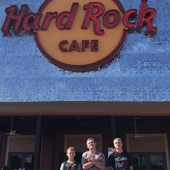 Meet your Posher, Simon - Picture 1 of 1